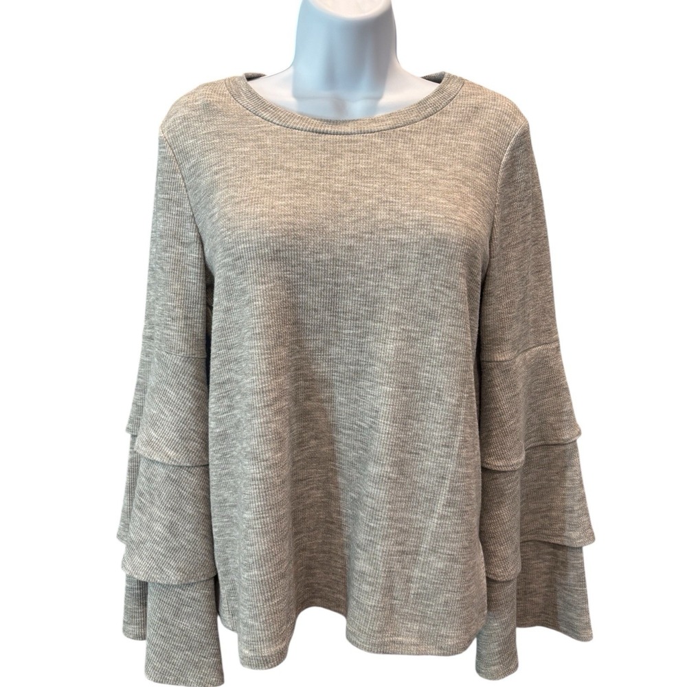 Everly Gray Ruffle‎ Sleeve Top – Women's Small Boho Bell Sleeve